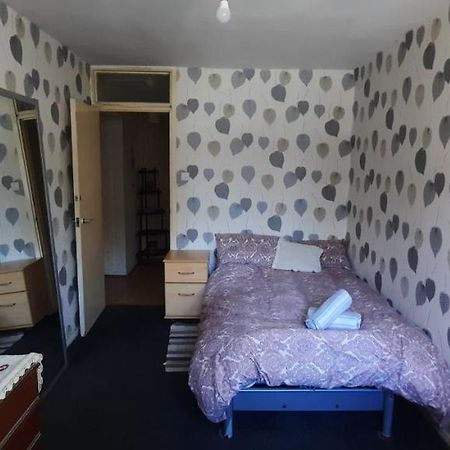 Double Bedroom In Liverpool Exterior photo